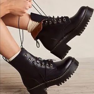 Dr Matins boots Leona with faux fur